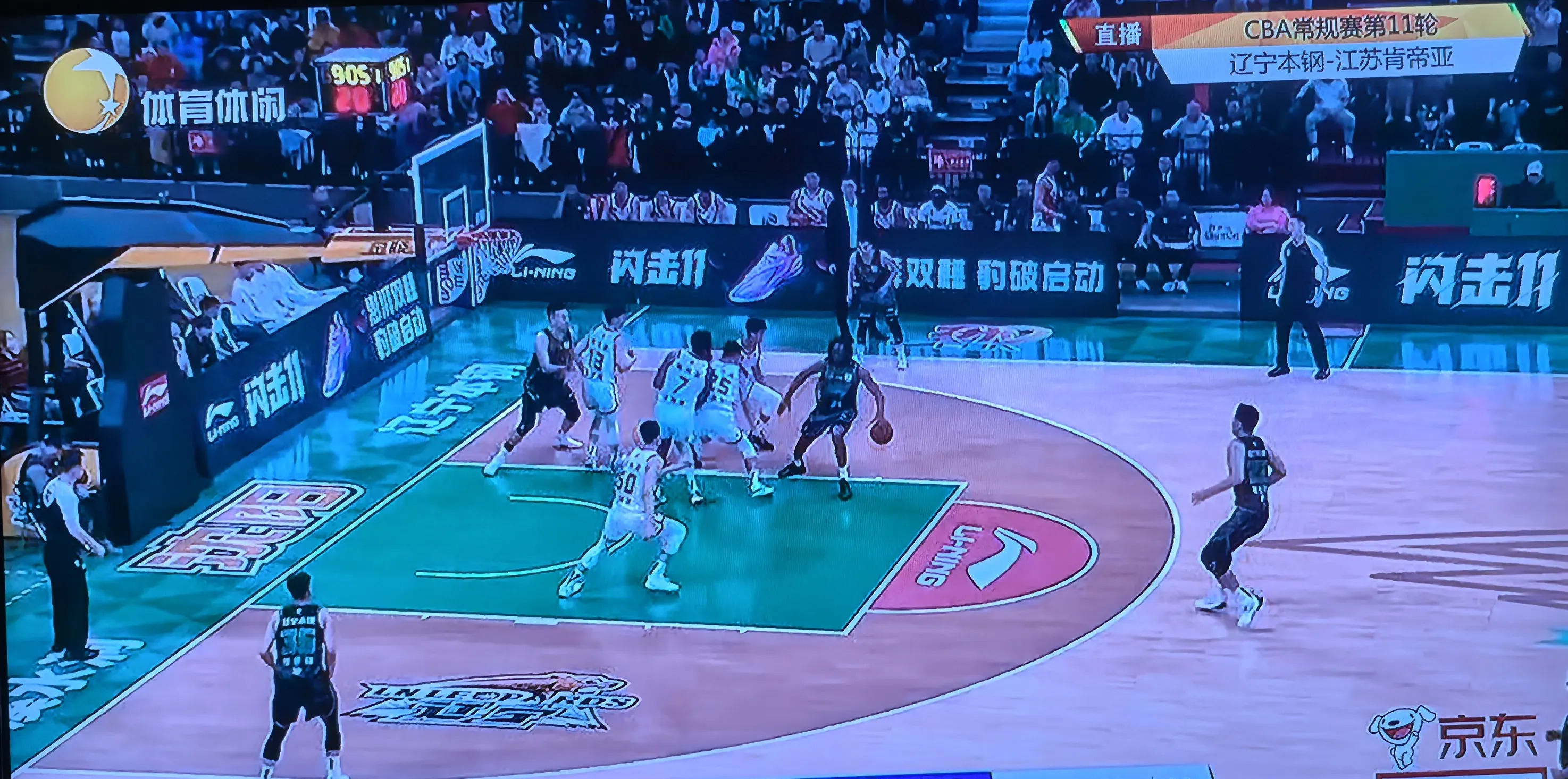 福建队主场告捷，取得对阵江苏队的胜利的简单介绍